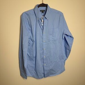 Eddie Bauer Men's Blue Button-Down Shirt
